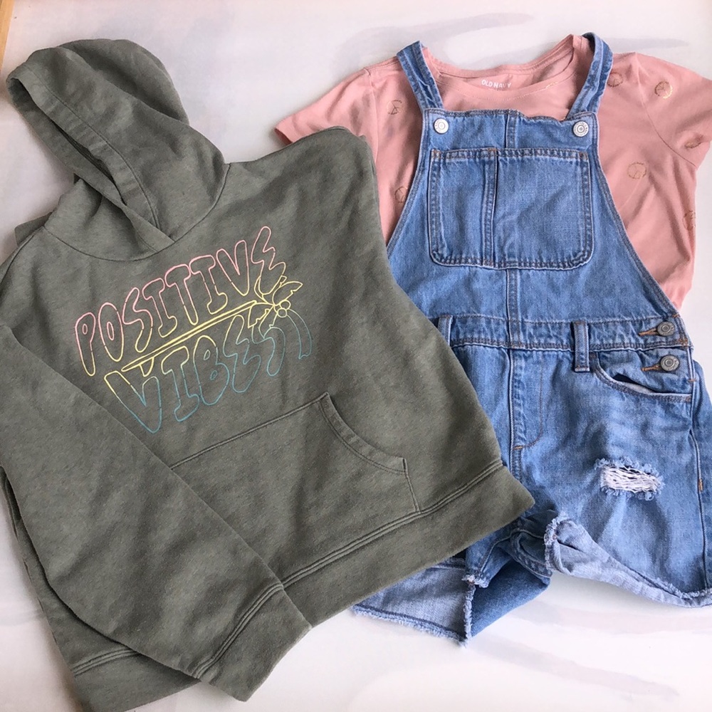 Old Navy girls size 10/12 shortalls, shirt and sweatshirt. Sold together.